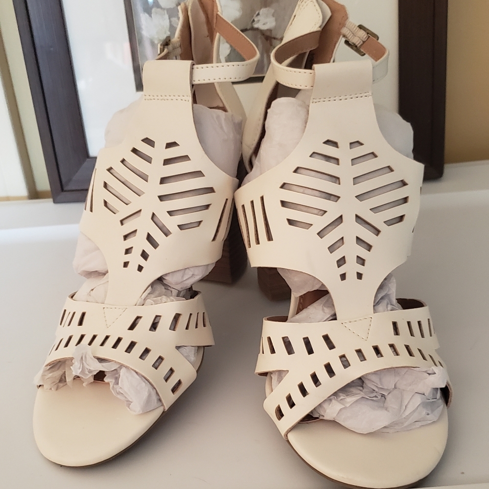 New York and Company Sandals Heels 10